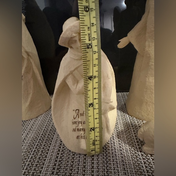 Nativity 8 piece set New King James Stone Resin Ivory Luke John Matthew - Picture 4 of 12